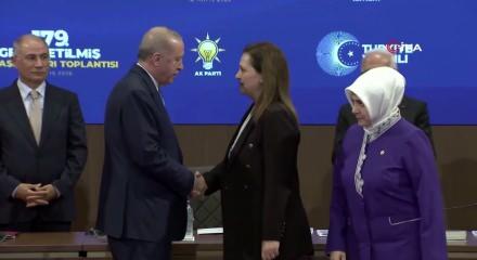 Erdoğan'dan Burcu K&ouml;ksal'a: Tehditlere aldırış etme