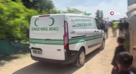 Evin damında &ouml;l&uuml; bulunan 5 yaşındaki &ccedil;ocuk defnedildi