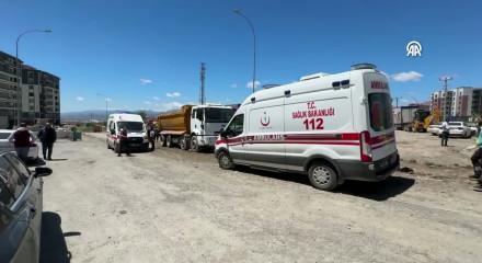 Kahramanmaraş'ta freni boşalan kamyon dehşeti: 7 araca &ccedil;arptı, 6 yaralı