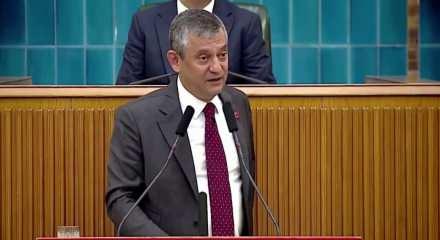 &Ouml;zel'in gece mesajlaşmaları CHP'de korkuya yol a&ccedil;tı