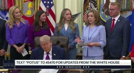 Trump, Oval Ofis&rsquo;teki etkinlik sırasında uyukladı