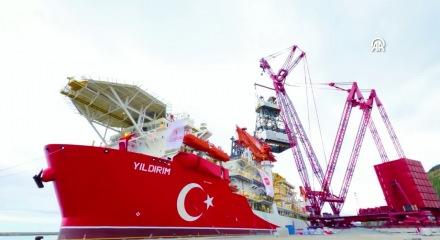 Yıldırım Derin Deniz Sondaj Gemisi, ilk g&ouml;revi i&ccedil;in Filyos'tan ayrıldı