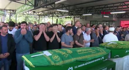 Mersin'deki saldırıda yaşamını yitirenler i&ccedil;in cenaze namazı kılındı