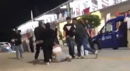 Poizi konserinde meydan savaşı: Tekme ve yumruklar havada u&ccedil;uştu