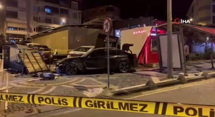 Tekirdağ'da kontrolden &ccedil;ıkan otomobil durağa daldı: 3 yaralı