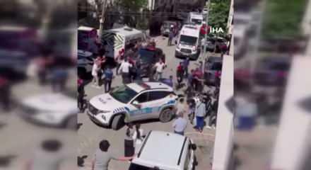 Esenyurt'ta komşu kavgasına m&uuml;dahale eden polise mukavemet