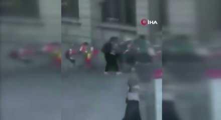 İsvi&ccedil;re'de bı&ccedil;aklı saldırı: 3 yaralı