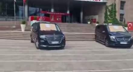 Kılı&ccedil;daroğlu iki aracı satışa &ccedil;ıkardı! 