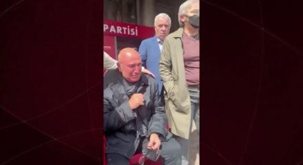 Mahmut Tanal CHP Genel Merkezi &ouml;n&uuml;nde ağladı....