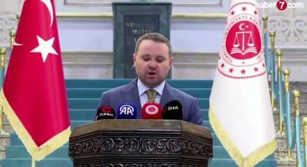 Adalet Bakanı Akın G&uuml;rlek "Bir faili me&ccedil;hul dosya daha &ccedil;&ouml;z&uuml;ld&uuml;!" dedi