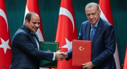 Arap medyası uyardı: Mısır'ı T&uuml;rkiye'den uzaklaştırmak i&ccedil;in hain plan