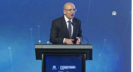 Bakan Şimşek, &ldquo;3. K&uuml;resel İslami Ekonomi Zirvesi&rdquo;nde konuştu