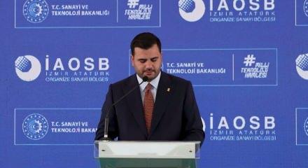 Eyy&uuml;p Kadir İnan: &Ccedil;eşme Projesi ile d&uuml;nyayı artık İstanbul &uuml;zerinden değil doğrudan İzmir'e bağlayacağız