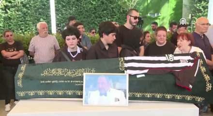 Gazeteci Reha Muhtar son yolculuğuna uğurlandı