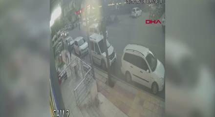 Siirt'te balkondan d&uuml;şen 21 aylık bebek yaralandı; o anlar kamerada
