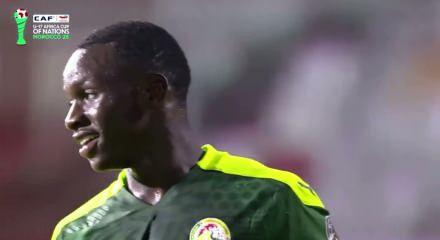 Amara Diouf, Fenerbah&ccedil;e i&ccedil;in İstanbul'a geldi