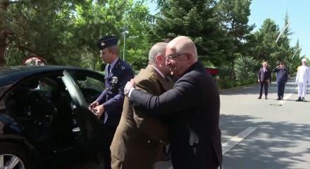 Bakan G&uuml;ler, Suriye Savunma Bakanı T&uuml;mgeneral Murhaf Ebu Kasra ile g&ouml;r&uuml;şt&uuml;