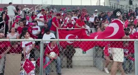 Bizim &Ccedil;ocuklar, Arizona'daki ilk antrenmanını taraftarlar eşliğinde ger&ccedil;ekleştirdi