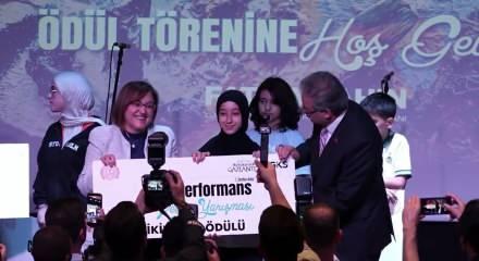 Gaziantep'te gen&ccedil; yetenekler &ouml;d&uuml;llerine kavuştu
