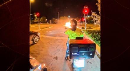 İstanbul'da korkutan kaza! İki ara&ccedil; bir anda alev topuna d&ouml;nd&uuml;