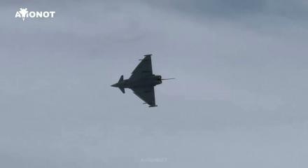 Eurofighter'lar ilk kez T&uuml;rk bayrağıyla havalandı! Resmen tanıtıldılar