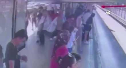 Nişanlısının &ouml;n&uuml;nde bı&ccedil;aklanarak canice &ouml;ld&uuml;r&uuml;len gencin g&ouml;r&uuml;nt&uuml;leri ortaya &ccedil;ıktı