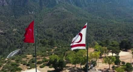 Rum itfaiyeciden KKTC'ye yasa dışı giriş