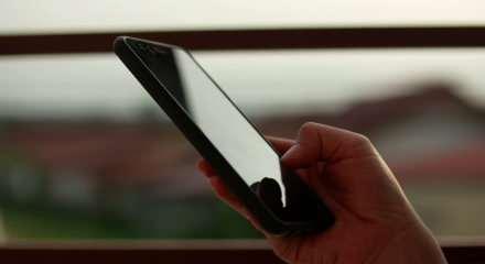 Telefon kullanıcılarına yeni kurallar: BTK'dan dikkat &ccedil;eken d&uuml;zenleme