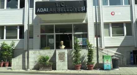Adalar Belediyesi'ne r&uuml;şvet operasyonu!