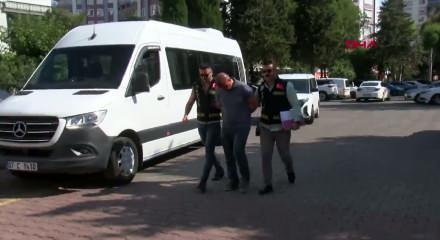 Antalya'da eşi ve kayınpederini &ouml;ld&uuml;ren ş&uuml;pheli adliyede