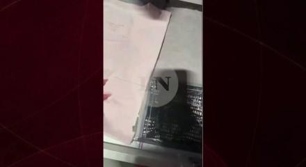 Eski belediye başkanının evinden bavul bavul &ccedil;ıkan dolarlar &uuml;lkeyi karıştırdı