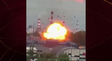 Moskova'da petrol tesisine İHA saldırısı: Dev tankın kapağı havaya u&ccedil;tu!