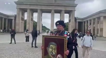 Putin ve Kadirov'u eleştiren Rus sanat&ccedil;ı Skrepetsky Polonya'da silahlı saldırıda &ouml;ld&uuml;r&uuml;ld&uuml;
