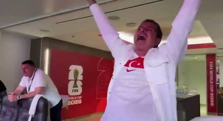 C&uuml;neyt &Ouml;zdemir ile Nevzat Aydın arasında Milli Takım kavgası
