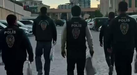 Adalet Bakanı Akın G&uuml;rlek 10 milyar TL'lik operasyonun detaylarını paylaştı