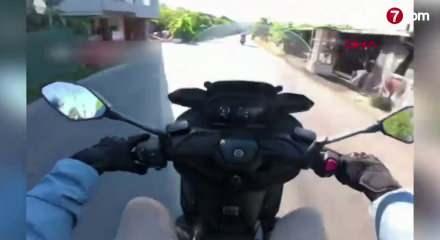Beykoz&rsquo;da trafikte tartıştığı s&uuml;r&uuml;c&uuml;n&uuml;n motosikletine &ccedil;arpıp ka&ccedil;tı