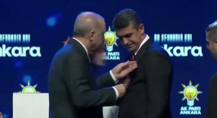 CHP'den istifa eden Haymana Belediye Başkanı Levent Ko&ccedil; AK Parti'ye katıldı. 