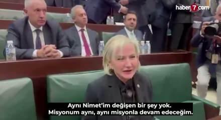 CHP'den istifa eden İstanbul Milletvekili Nimet &Ouml;zdemir AK Parti'ye katıldı