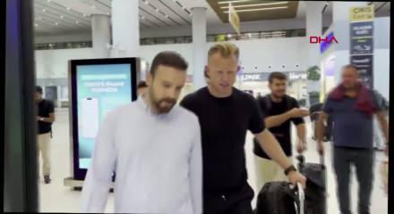 Dirk Kuyt, Fenerbah&ccedil;e i&ccedil;in İstanbul'da
