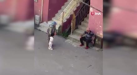 Kartal'da kiracısıyla kavga eden ev sahibinin bı&ccedil;aklandığı anlar ortaya &ccedil;ıktı