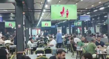 Mahmut Tanal kahveye gitti, konuşmasını kimse dinlemedi