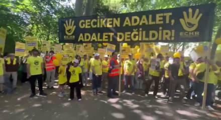 Strazburg&rsquo;da FET&Ouml;'c&uuml;ler eylem yaptı: T&uuml;rkiye&rsquo;ye yaptırım &ccedil;ağrısı ve siyasi fig&uuml;rlere &ouml;zg&uuml;rl&uuml;k talebi