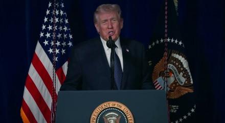 ABD Y&uuml;ksek Mahkemesi, Trump'ın E. Jean Carroll davasındaki başvurusunu reddetti