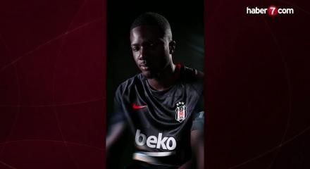 Beşiktaş'ta transfer resmen a&ccedil;ıklandı! 4 yıllık imza