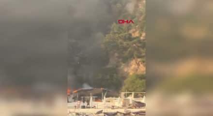 4 kişi yaralandı: İstanbul'da plajdaki yangın ormana sı&ccedil;radı
