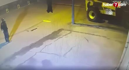 Diyarbakır'da su&ccedil; &ouml;rg&uuml;t&uuml;ne y&ouml;nelik operasyonda 15 zanlı tutuklandı