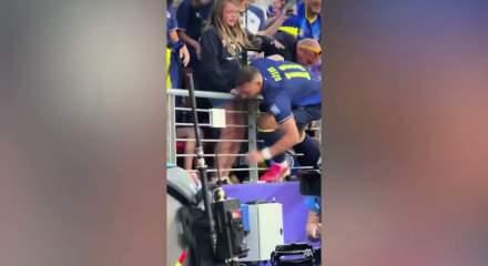 D&uuml;nya Kupası'na veda eden Dzeko'dan kızına duygusal teselli