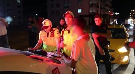 Ehliyetsiz yakalanan 16 yaşındaki &ccedil;ocuk s&uuml;r&uuml;c&uuml; ve ara&ccedil; sahibine 80 bin lira ceza