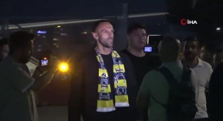 Fenerbah&ccedil;e&rsquo;nda Vedat Muriqi şoku: Antrenmanı yarıda bıraktı