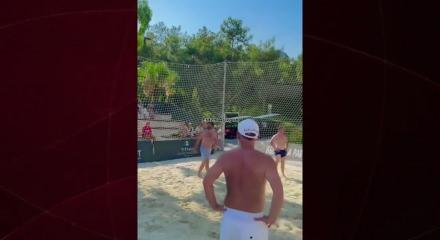 Galatasaray'ın iki yıldızı plaj voleybolunda kozlarını paylaştı